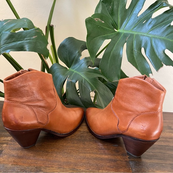 Frye ‘Reed’ Brown Ankle Boots US6.5 $278 - Picture 10 of 15